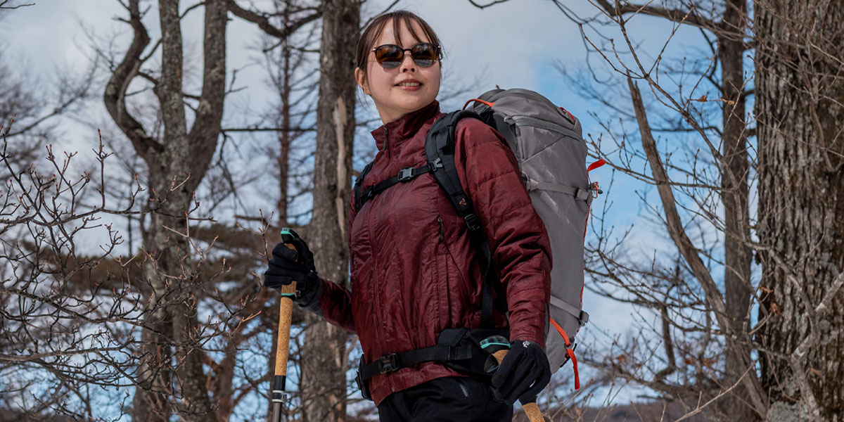 ポリゴンULの着用イメージ（行動〜携行保温）